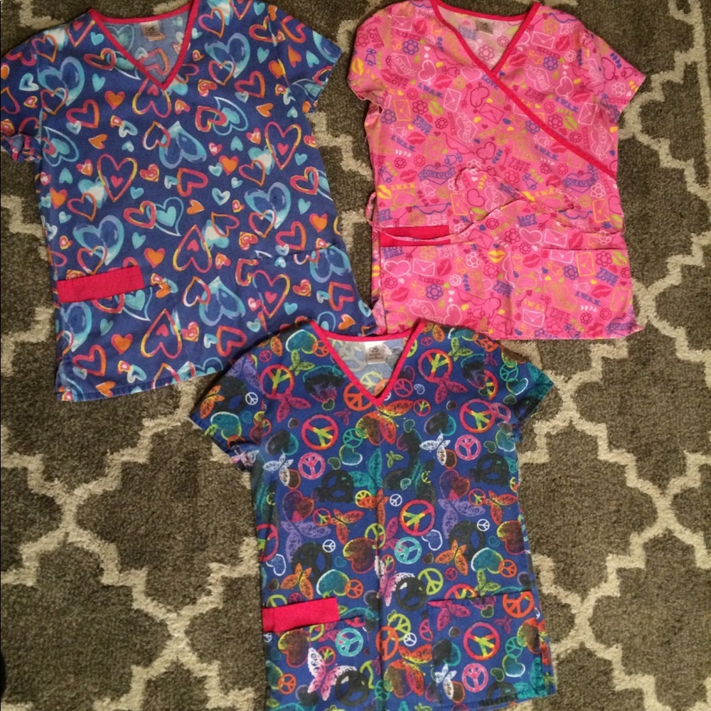 Valentine's/Heart Print Scrub Tops